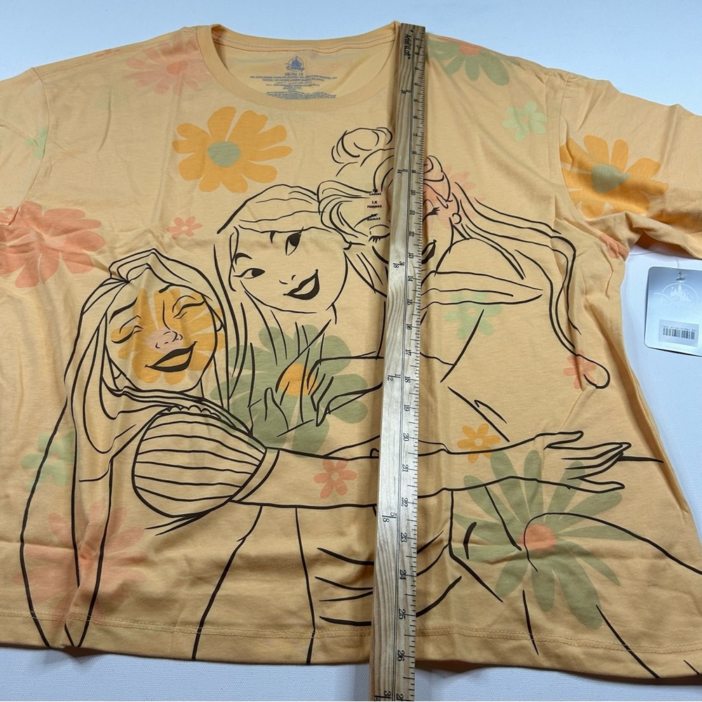 Disney Princesses Belle Rapunzel Mulan Floral Woman’s Shirt 1x XL NWT AOP - Picture 5 of 7